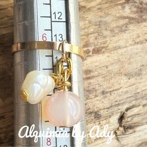 Alquimia Gold Ring with freshwater Pearl and jade Charm
